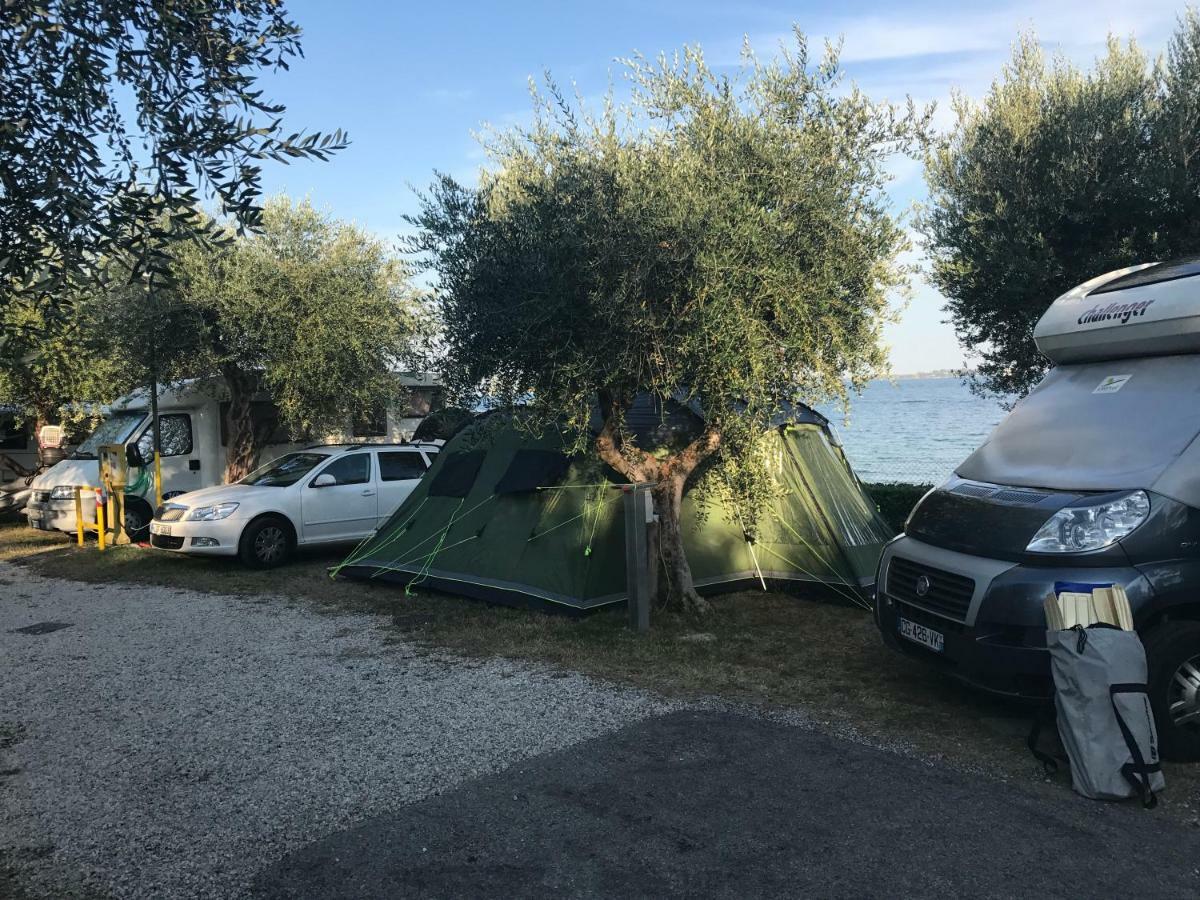 Moniga del Garda Camping Porto Srl酒店 外观 照片
